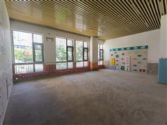 中铁逸都广州路门面房东直租